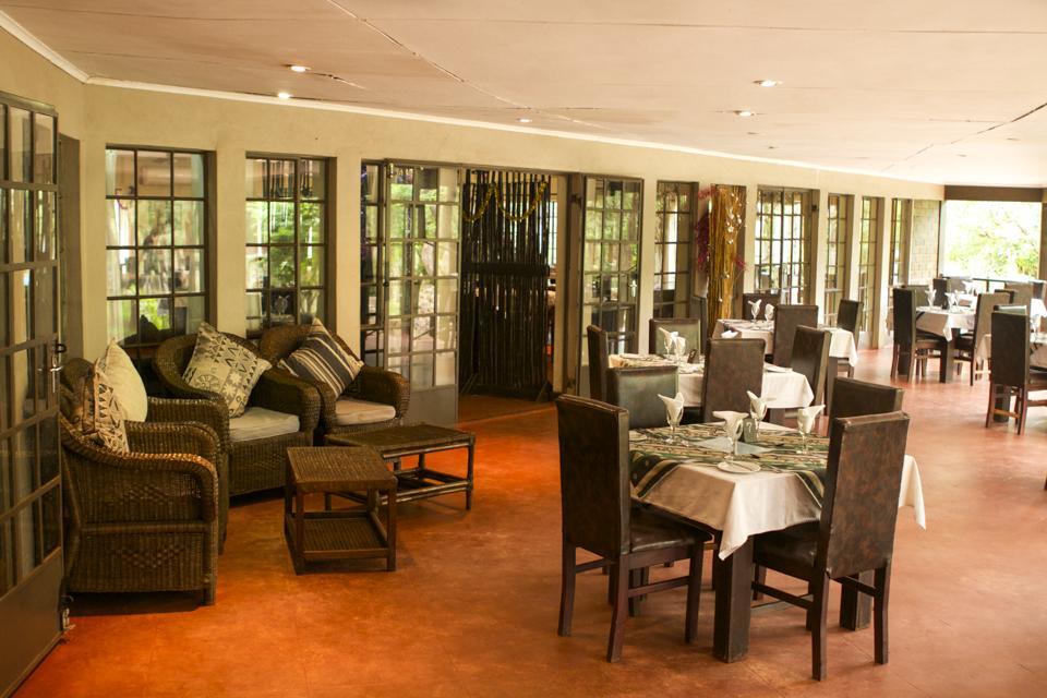 Woodlands Lilongwe Hotel Ngoại thất bức ảnh