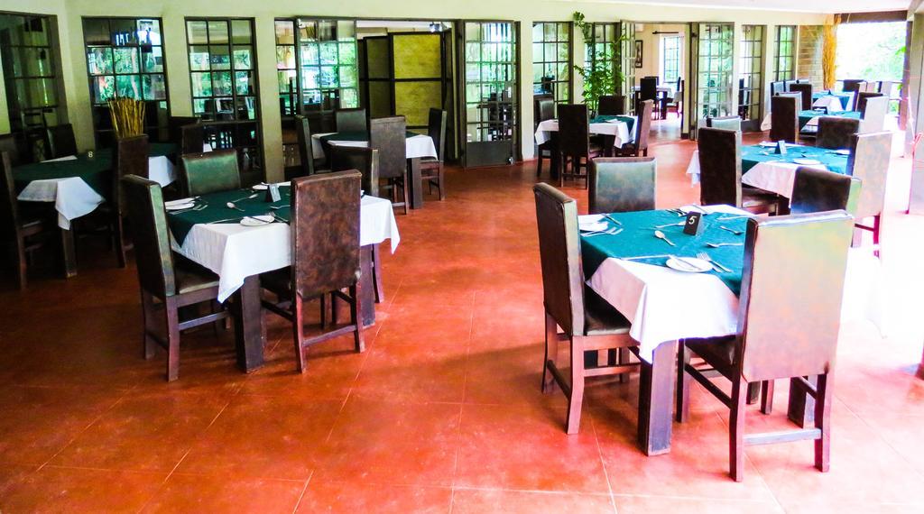 Woodlands Lilongwe Hotel Ngoại thất bức ảnh