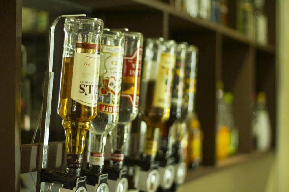 Woodlands Lilongwe Hotel Ngoại thất bức ảnh